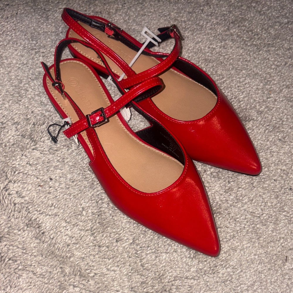 New the drop chic red slingback heels size 6